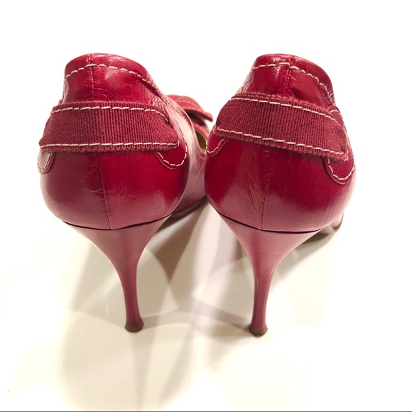 Red Moschino Pump - Picture 6 of 7